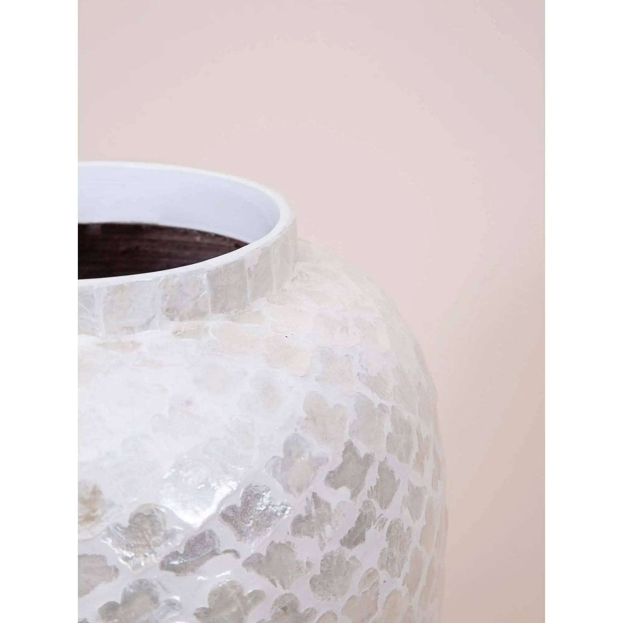 Mother of Pearl Table Vase 30x35 cm