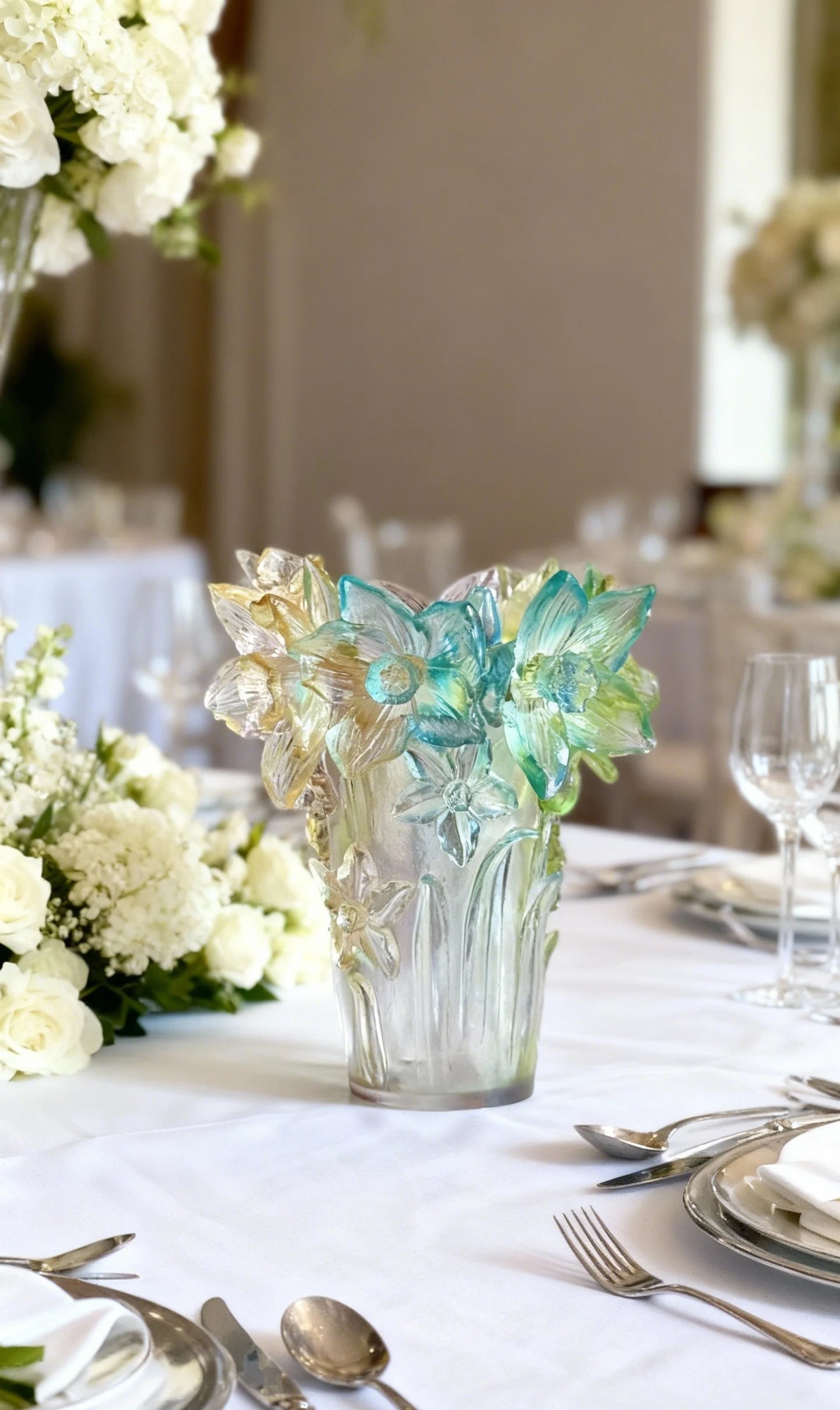 Elegant Art Deco Crystal Vase - Luxury Wedding Table Centerpiece with Custom Engraving for Personalized Gifts