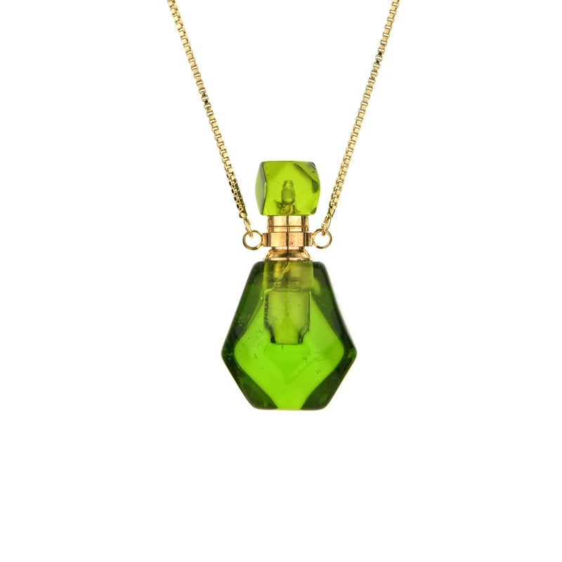 Wholesale Crystal Perfume Bottle Pendant Necklace Aromatherapy Essential Oil Natural Stone Perfume Bottle Pendant Necklace