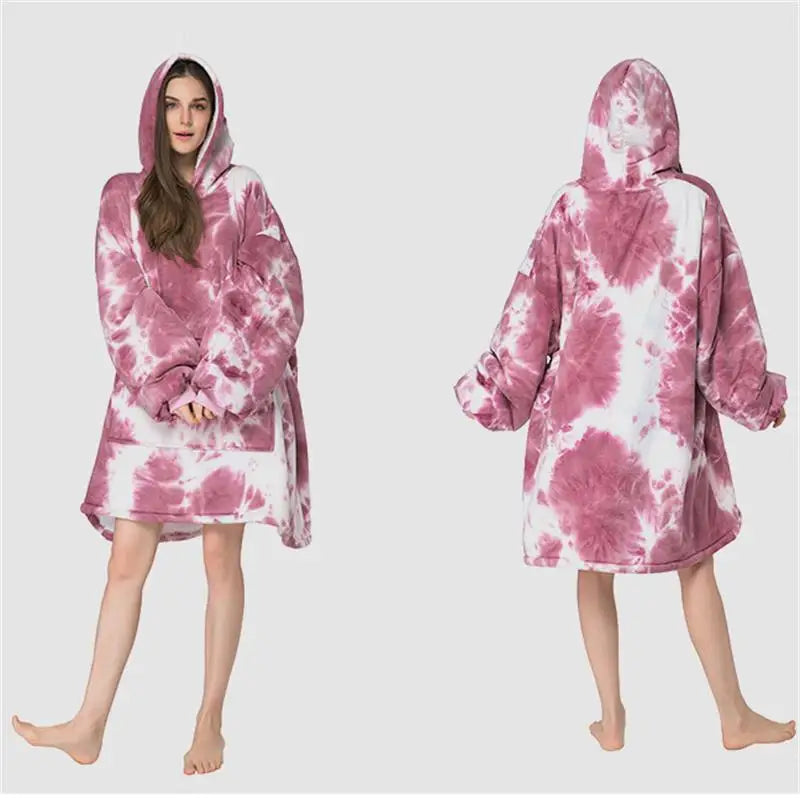 Custom One Size Polyester Print Christmas Women Acid Wash 350 Gsm Wearable Blanket