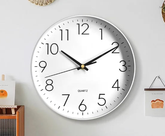 Modern Round Black Plastic Black Wall Clock  Manufacturer with Quartz Movement Custom Logo Simple Needle Display for Living Room