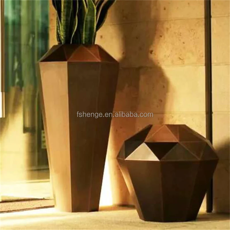 Luxury Modern Indoor Hotel Decor Stainless Steel Planter Gold Metal Vases Floor Vase for Living Room Iron Flower Plant Pot