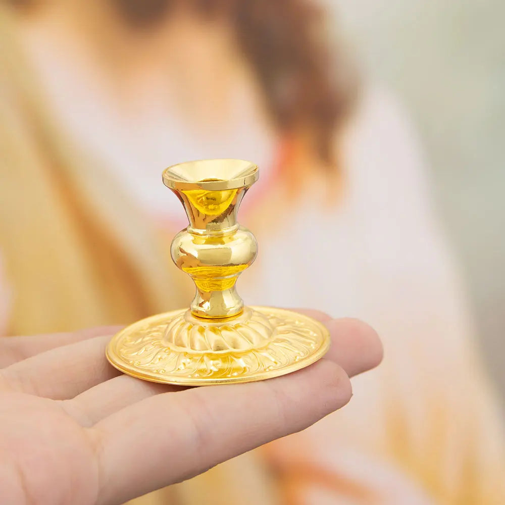 Golden Church Supplies Home Altar Church Decor Elegant Religious Gift Sacred Candle Stand Christian Tabletop Accessory