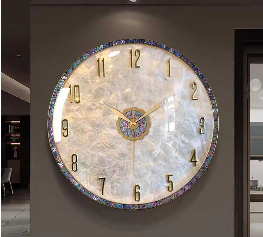 Light Luxury Shell Wall Clock 2025 High-end Sense Creative Wall Clock Hanging on the Living Room High-end Atmosphere 36cm