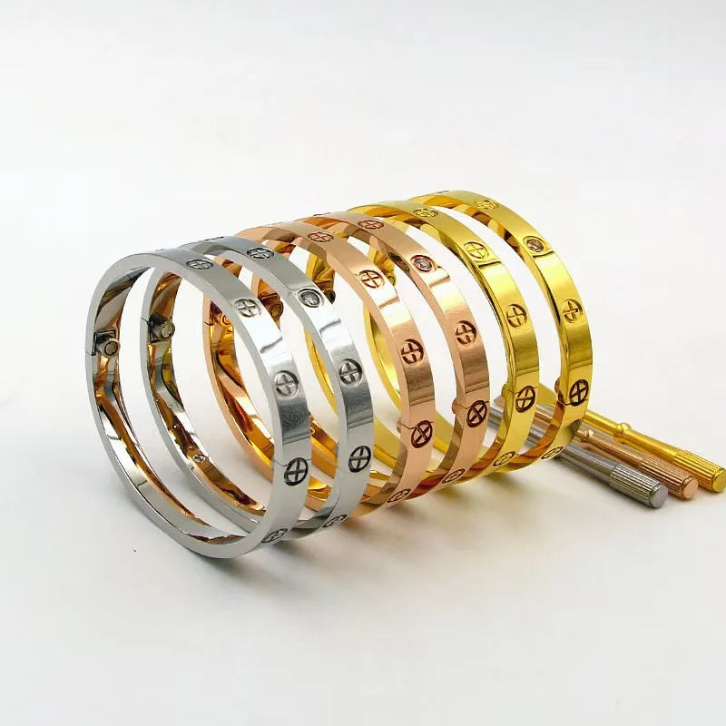 Gold Plated Screwdriver Mens and Womens Gold Bracelet Waterproof Nail Bracelet Stainless Steel 18K Cross Bracelet