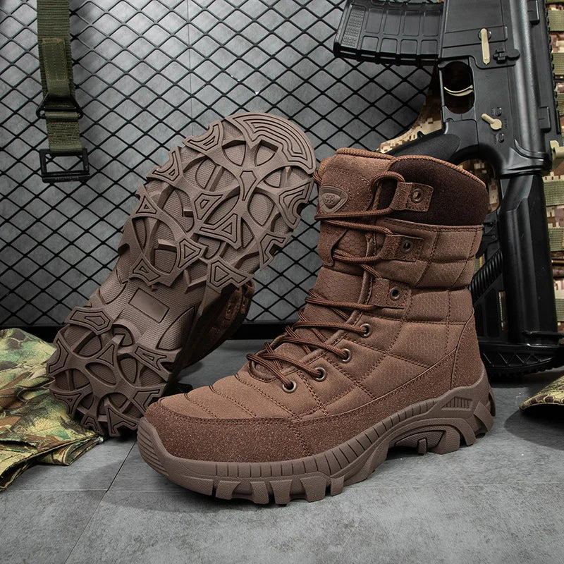 Hot Selling Waterproof and Wear Resistant Rubber Men Boots Winter Hiking and Training Walking Shoes