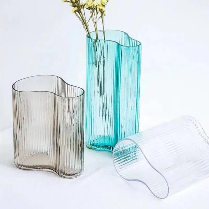 Wholesale Striped Design Modern Glass Vases Latest Modern Design Art Recycled Striped Glass Vase for Home Decoration Floor Vase