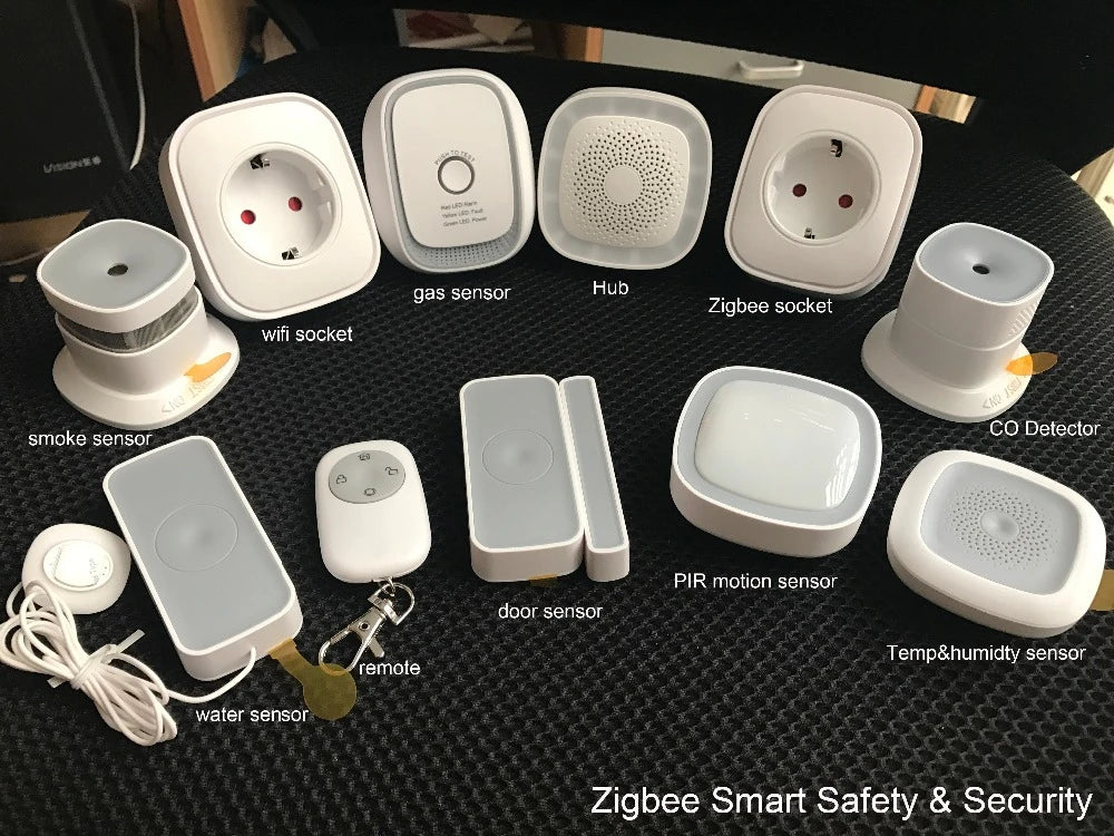 Zigbee3.0 Smart Alarm Remote Controller With 4 Key With Arm Disarm SOS Feature Compatible with Zigbee2mqtt and Home Assitant