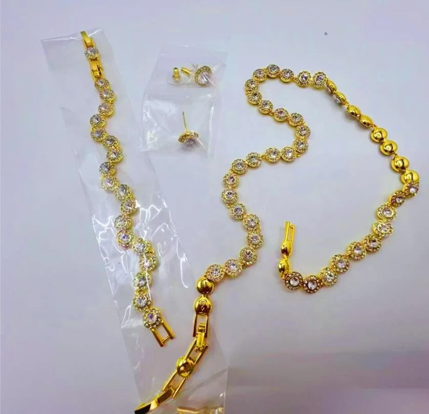 With a Logo Inlaid With Crystal Jewelry Women's Bracelet