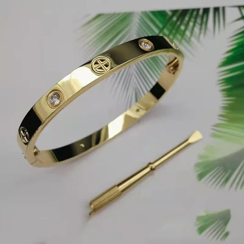 Gold Plated Screwdriver Mens and Womens Gold Bracelet Waterproof Nail Bracelet Stainless Steel 18K Cross Bracelet
