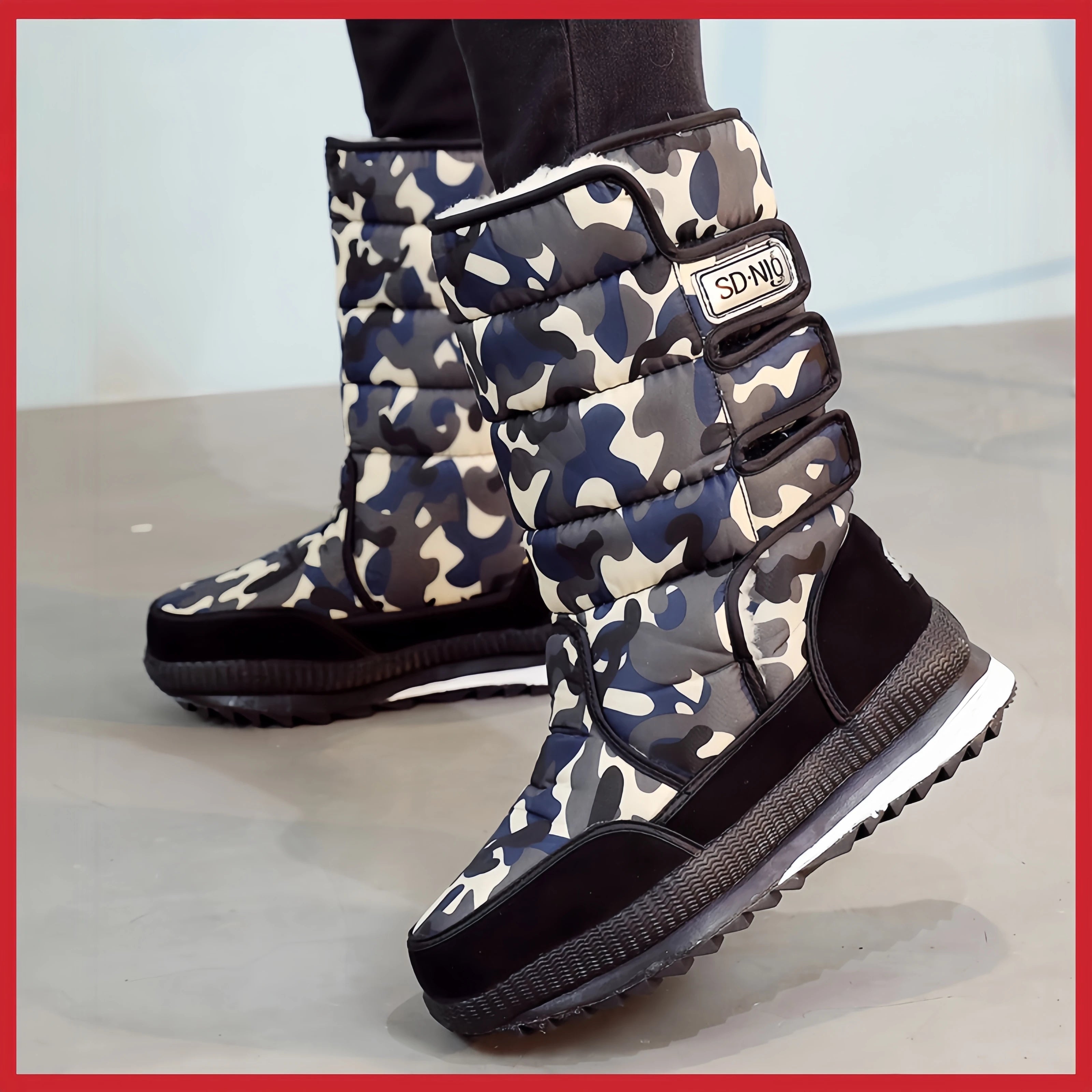Men's Fashionable Winter Snow Boots with Thick Plush, Waterproof, Anti slip and Warm Functions, Comfortable and Versatile