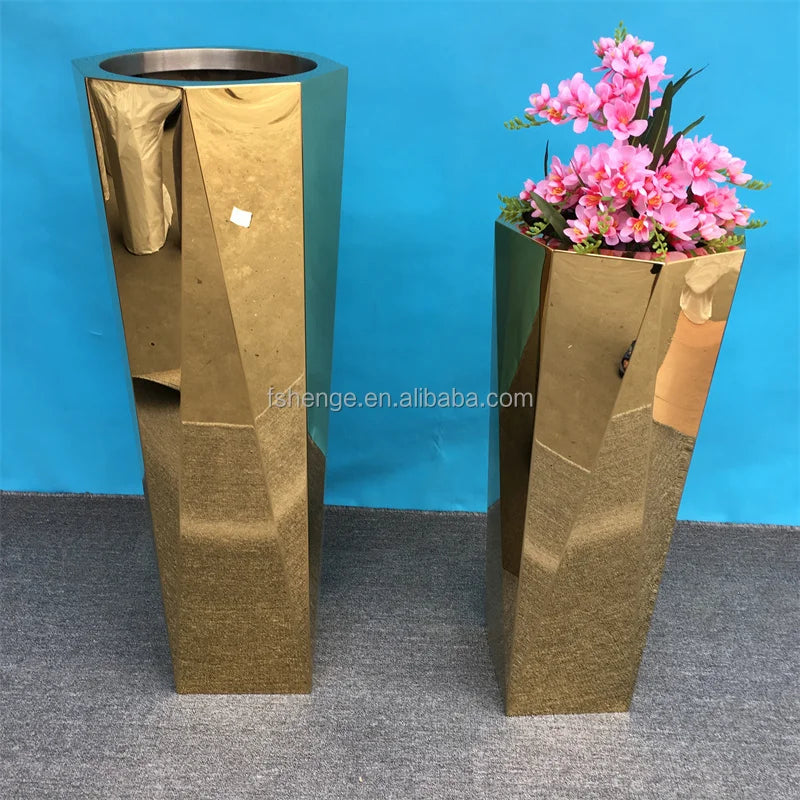Luxury Modern Indoor Hotel Decor Stainless Steel Planter Gold Metal Vases Floor Vase for Living Room Iron Flower Plant Pot