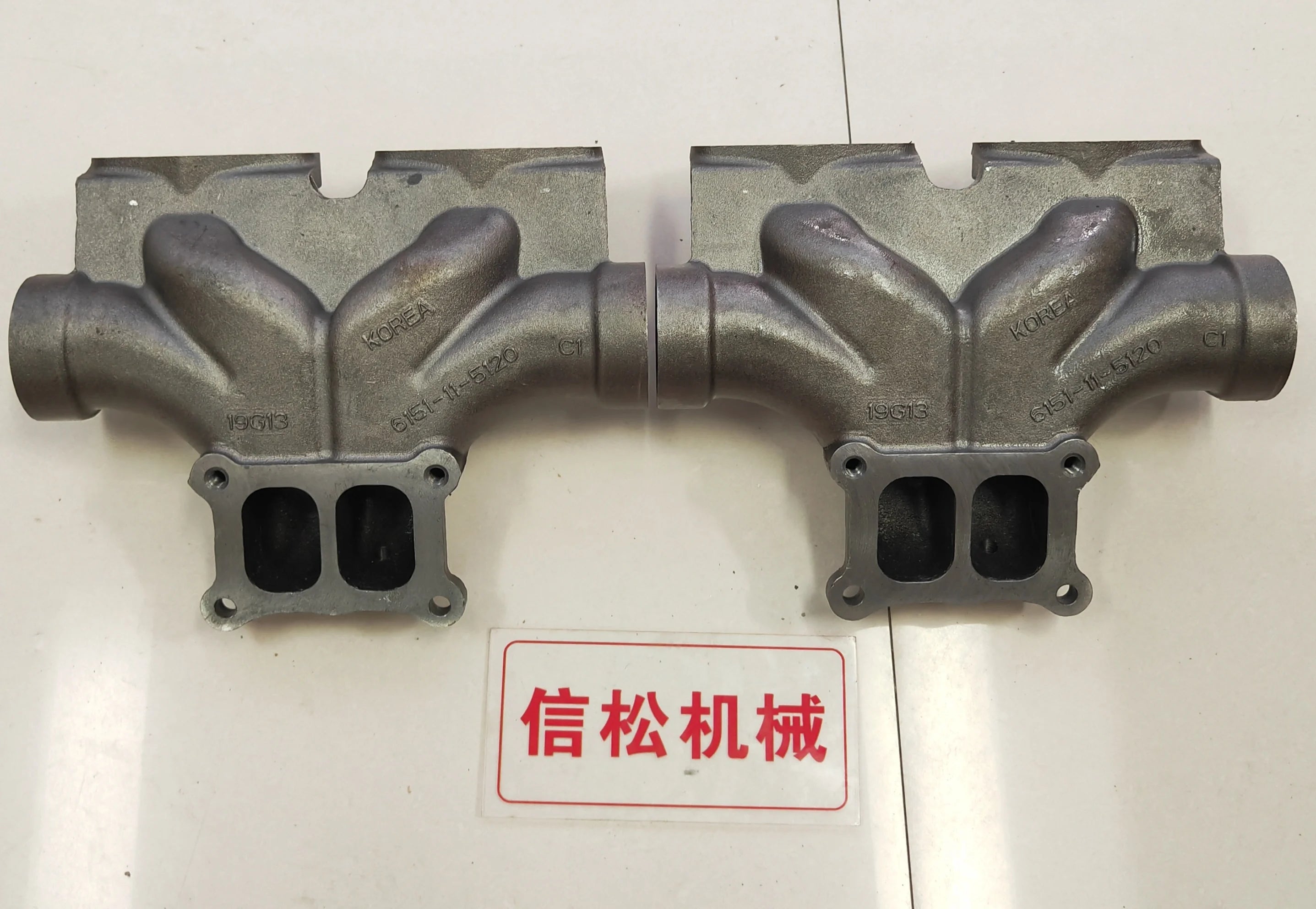 Competitively Priced PC400-7 Exhaust Manifold 6151-11-5120 for Excavator Spare Parts Construction Machinery