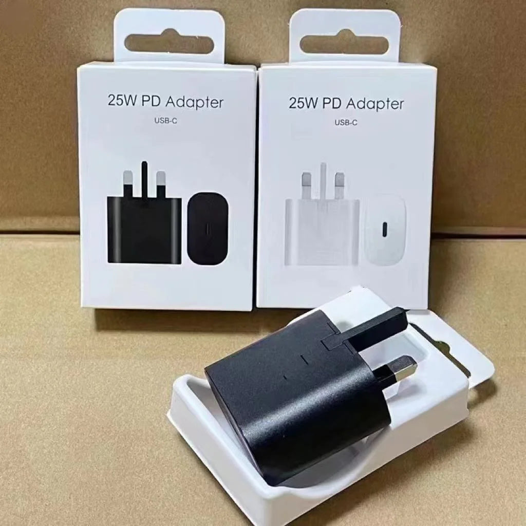 Hot Selling Super Fast PD 25W Foldable Universal UK/US Plug Type-C Fireproof Power Supply Adapter for Mobile Phones 5V/3A Output