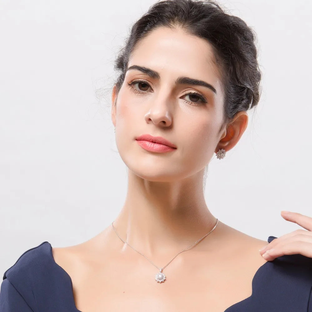 LUOTEEMI Women Pendant Necklace Jewelry Rhodium Plating With 3A Cubic Zircon Crystal Flower Necklace