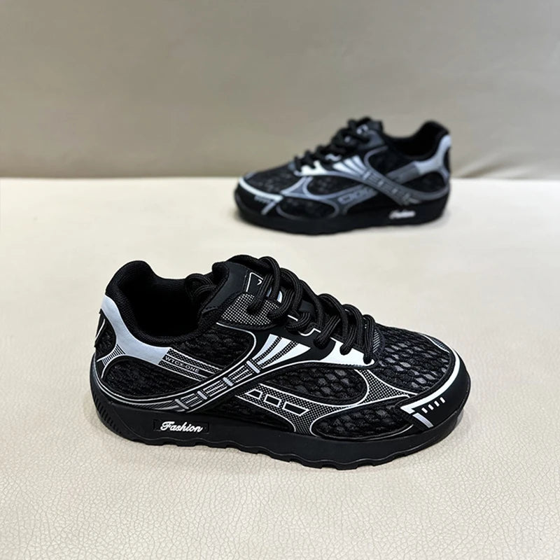 Trendy Men's Casual Shoes for Spring Breathable and Soft Soled with Lace-Up Closure Personalized Design