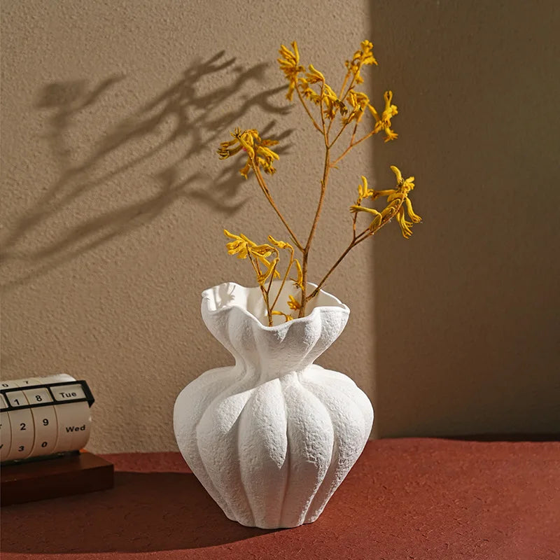 Modern Art Decor Style Glazing Pampas Grass Pot Nordic Centerpiece for Wedding Table Decoration White Ceramic Flower Vase