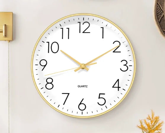 Modern Round Black Plastic Black Wall Clock  Manufacturer with Quartz Movement Custom Logo Simple Needle Display for Living Room