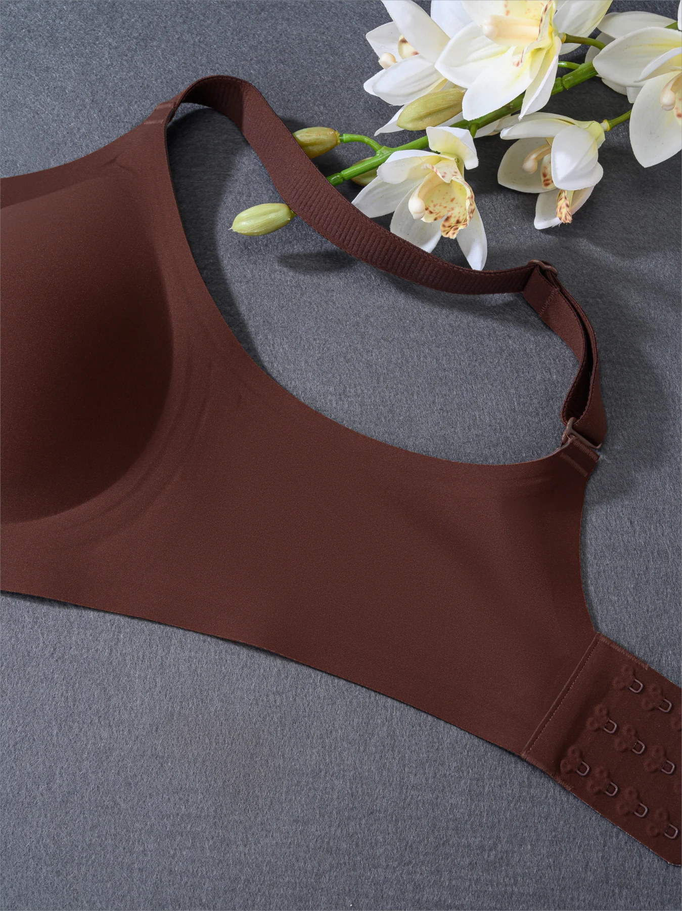 Nude Tone 4XL Wireless Bra - Seamless Jelly Support Minimizer for Full Bust Side Smoothing No-Dig Bralette with Skin Tone
