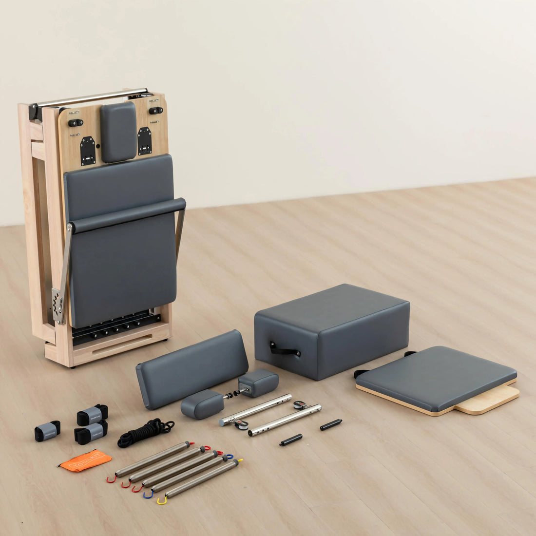 American Warehousing Local Inventory Wholesales Premium Foldable Wood Pilates Reformer Space Saving Folding Reformer Pilates