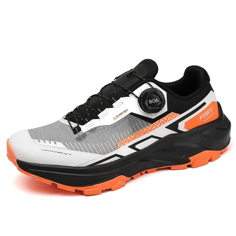 Men's Waterproof Cross-Country Mountaineering Hiking Shoes for Winter Trekking and Camping Dynamic Waterproofing