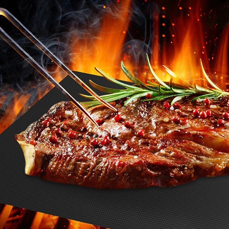 Non-sticky Heat Resistant 40x30cm 15.75x13Inch Korean Charcoal PTFE BBQ Carpet Cutting Grill Mat for Shelf