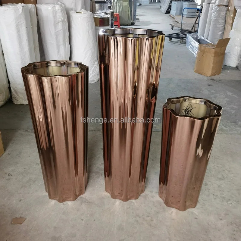Luxury Modern Indoor Hotel Decor Stainless Steel Planter Gold Metal Vases Floor Vase for Living Room Iron Flower Plant Pot
