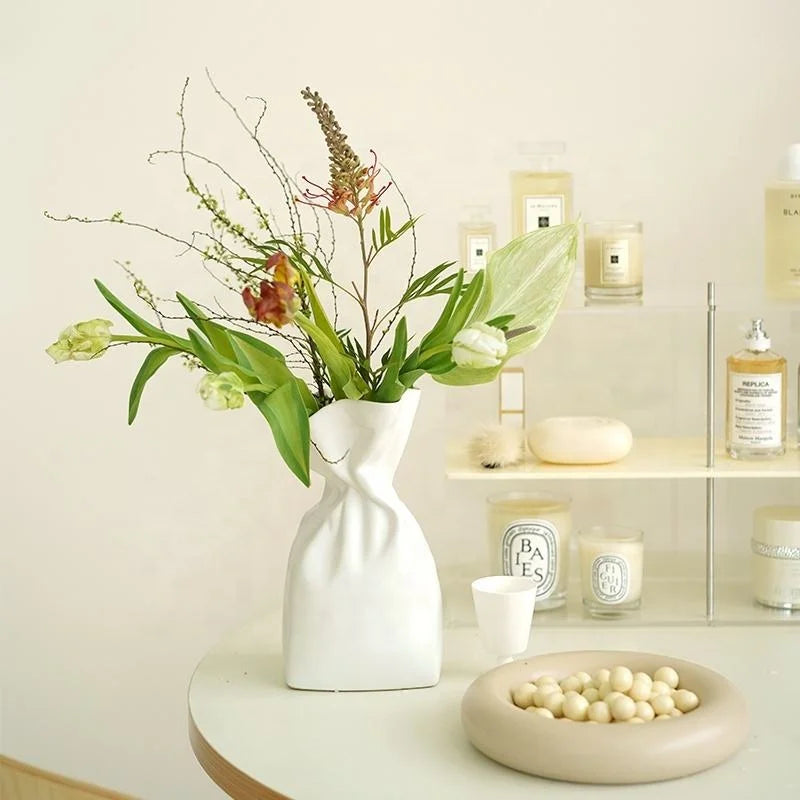 Silver Plated White Ceramic Vase for Interior Design Customized for Hotels and Modern Home Nordic Style Factory Wholesale