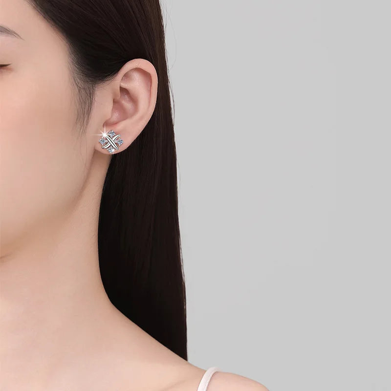 Women's Fashion Minimal Stud Earrings Shiny Moissanite Geometric Tiny Earring for Women Jewelry