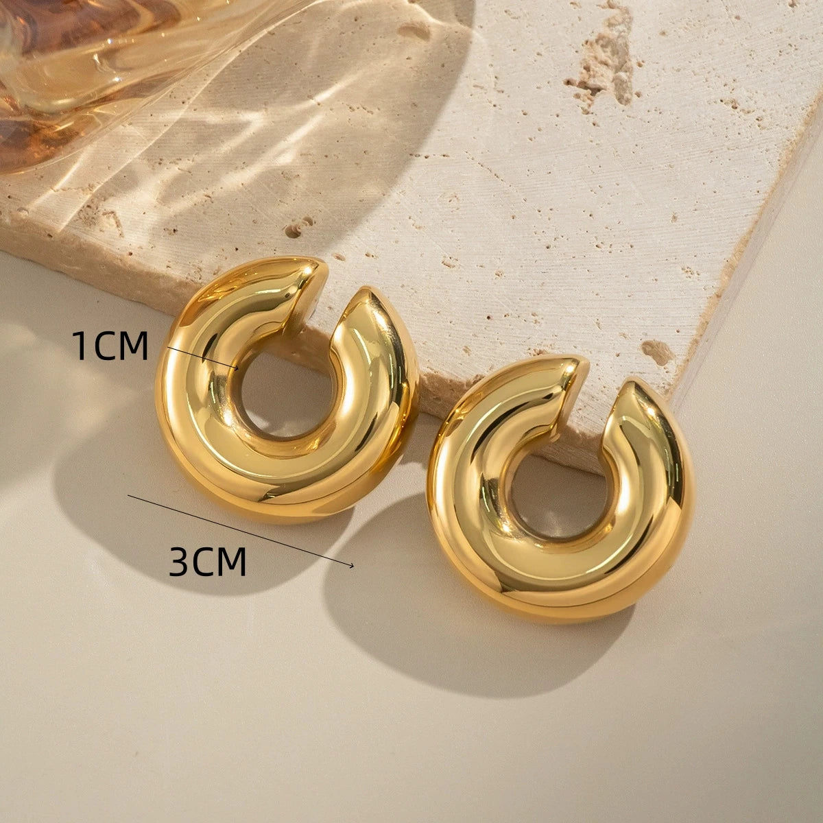 Geometry Twists UV Golden Stud Earrings for Women Simple Versatile Personality Exaggerated Smooth Creative Jewelry Girl Gift