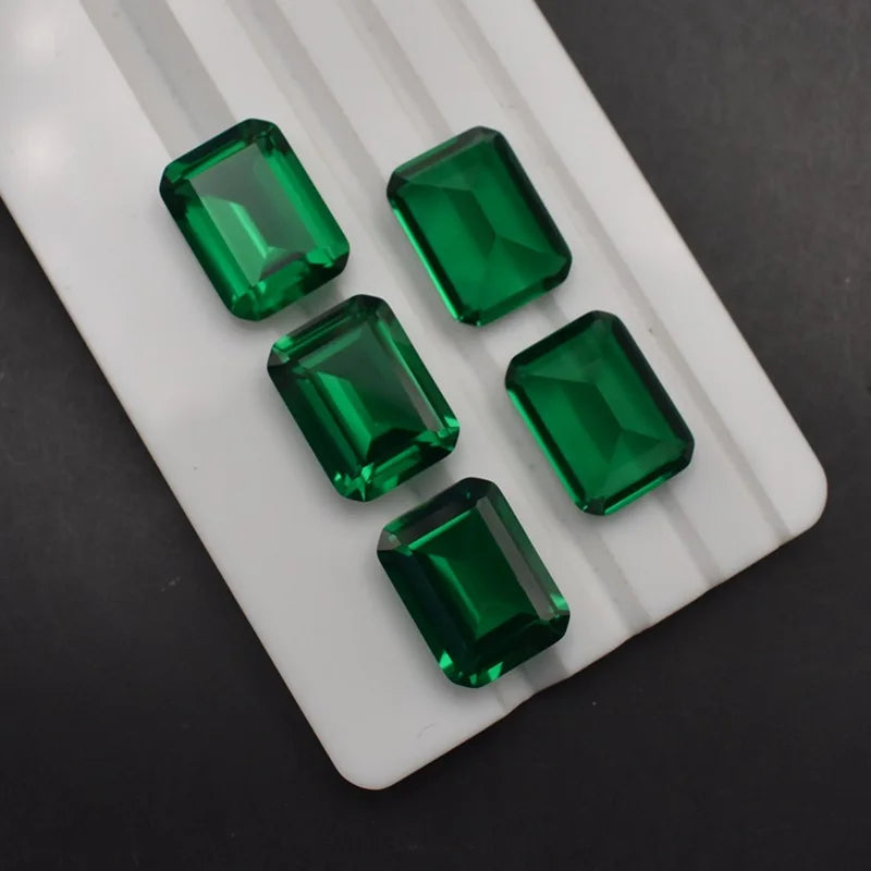 Natural Mined Emerald Green 10.50 Cts10x14mm Rectangle Cut AAAAA Sri-Lanka VVS Emerald Cut Gem