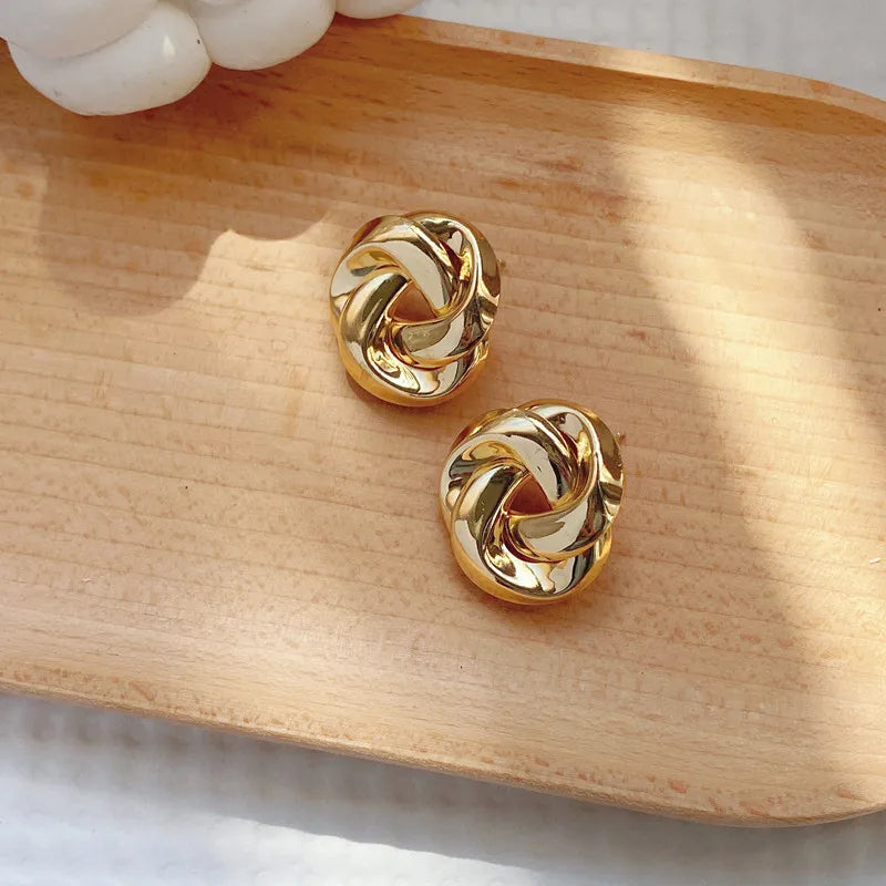 Geometry Twists UV Golden Stud Earrings for Women Simple Versatile Personality Exaggerated Smooth Creative Jewelry Girl Gift