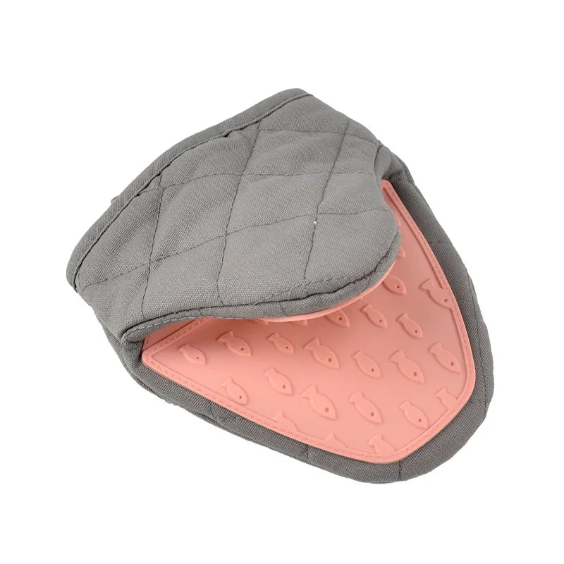 Short Kitchen Anti  Oven Mitts, Heat Resistant Silicone Kitchen Mini Oven Mitts for 500 Degrees, Non-Slip Grip Surfaces