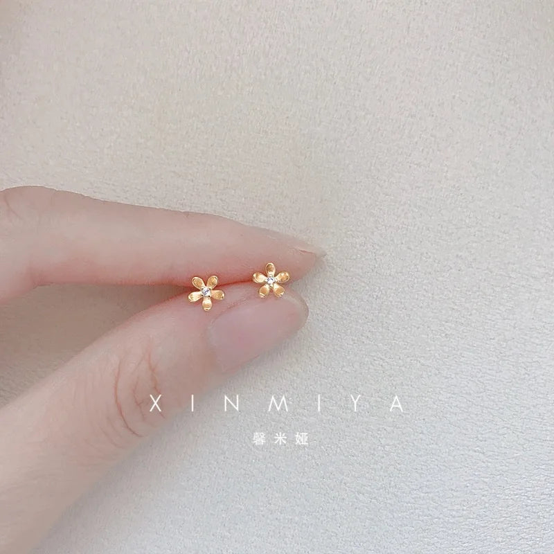 Tibetan Silver Mini Crystal Butterfly Sweet Stud Earrings for Women Flower Helix Cartilage Tragus Lobe Teen Ear Piercing Jewelry