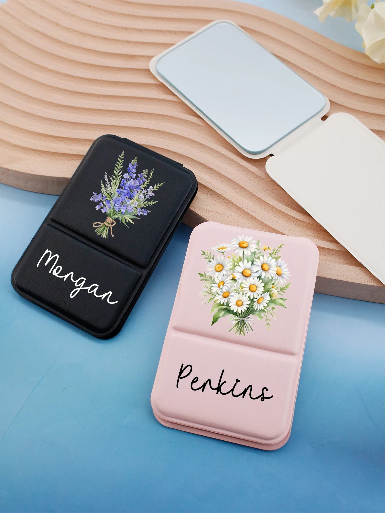 Custom Birth Flower Makeup Pocket Mirror,Personalized Name Stand-Up Folding Mirror,Customizable Travel Makeup Mirror,