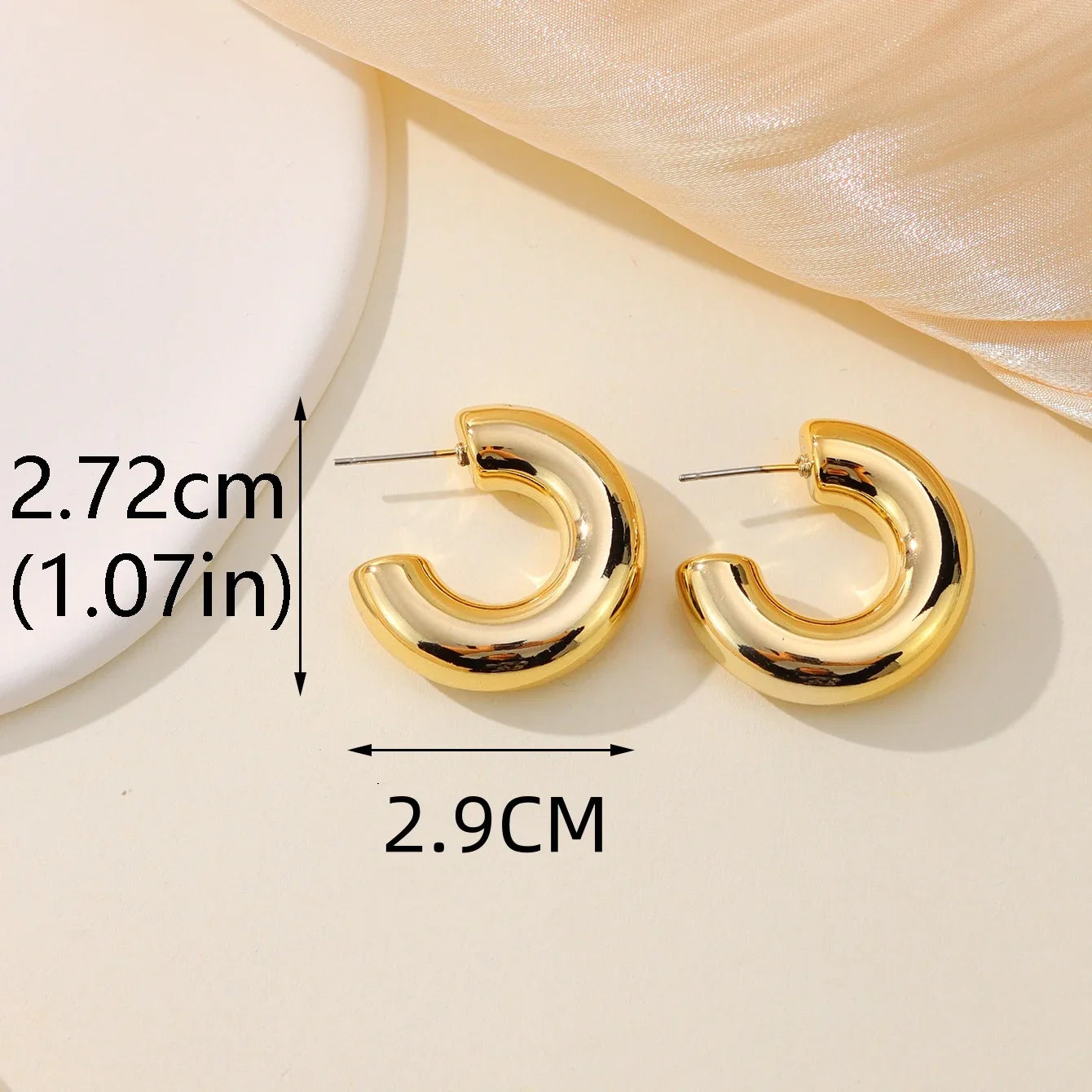 Geometry Twists UV Golden Stud Earrings for Women Simple Versatile Personality Exaggerated Smooth Creative Jewelry Girl Gift