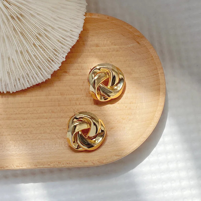 Geometry Twists UV Golden Stud Earrings for Women Simple Versatile Personality Exaggerated Smooth Creative Jewelry Girl Gift