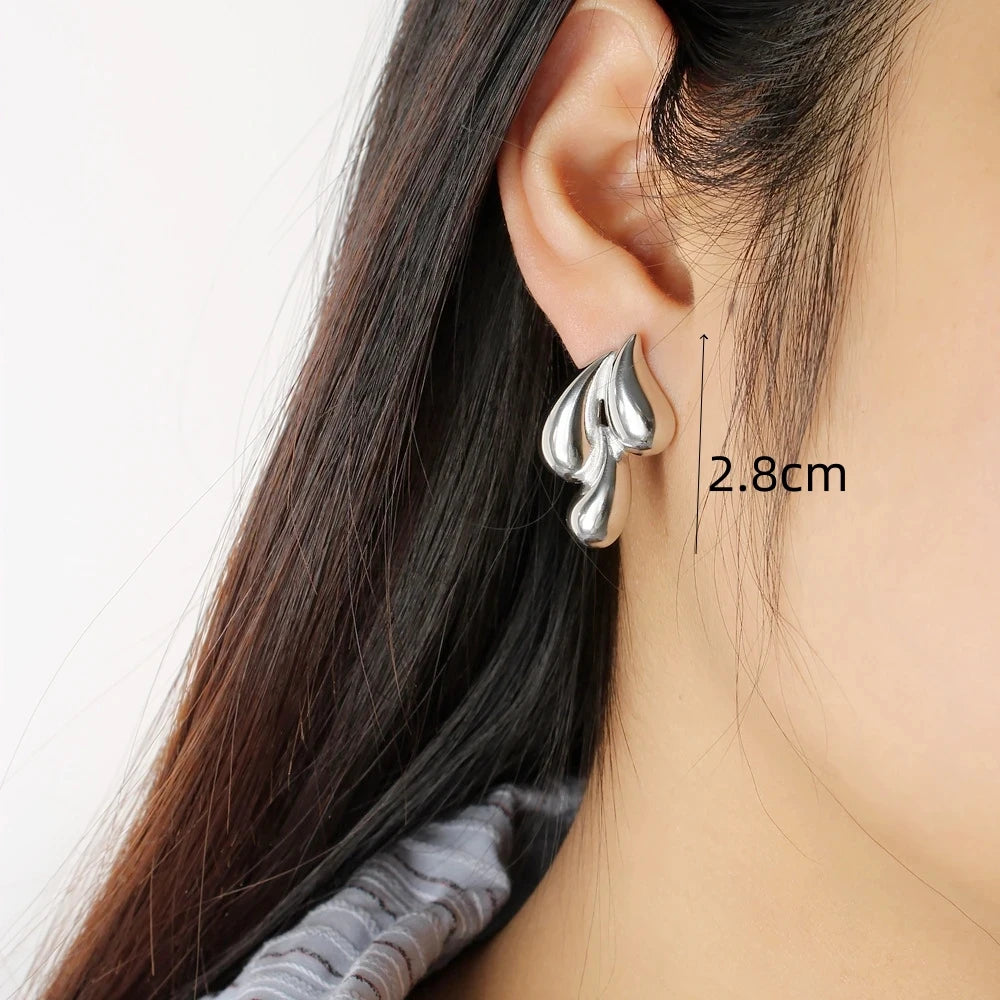 Geometry Twists UV Golden Stud Earrings for Women Simple Versatile Personality Exaggerated Smooth Creative Jewelry Girl Gift