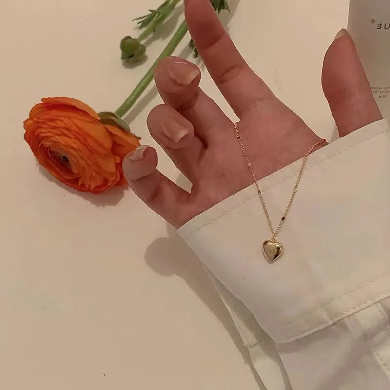Simple Love Pendant Clavicle Chain Necklace Trendy Gold Color Choker For Women Fashion Jewelry Personalized Gift