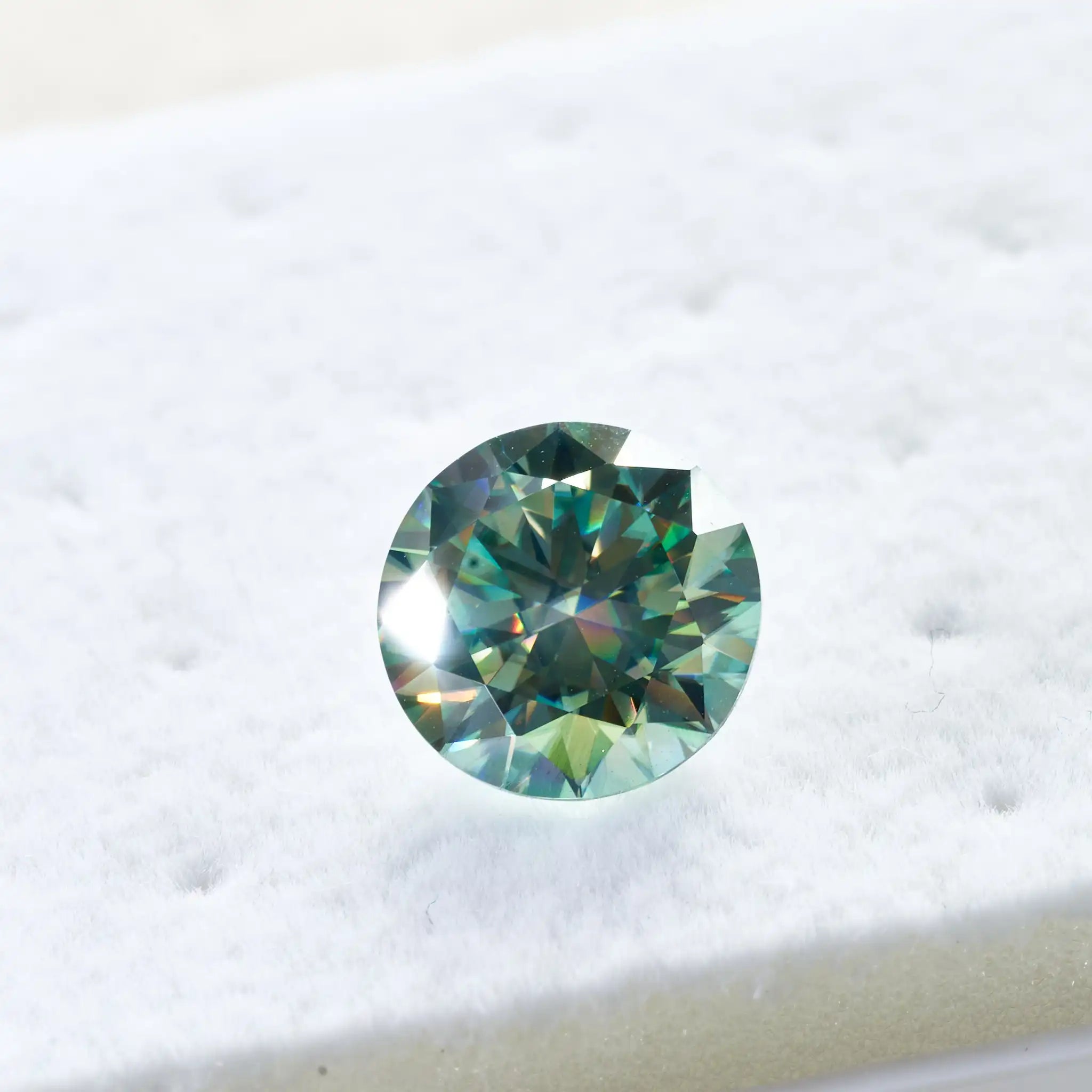 0.1-5CT bluegreen Color moissanite VVS1 3EX Cut Light Blue Green color Moissanite Loose Stone Certified GRA  DIY  silver Jewelry