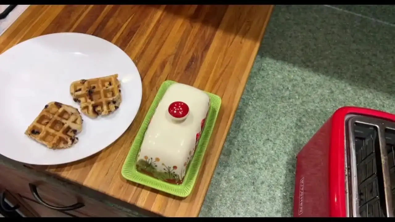 [Microwave Safe] Ceramic Butter Dish with Lid | 1pc | Ceramic | Dishwasher, Freezer, Oven, and Microwave Safe