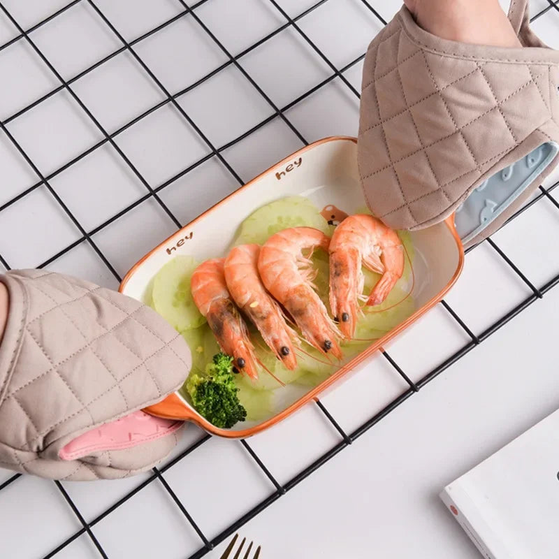 Short Kitchen Anti  Oven Mitts, Heat Resistant Silicone Kitchen Mini Oven Mitts for 500 Degrees, Non-Slip Grip Surfaces