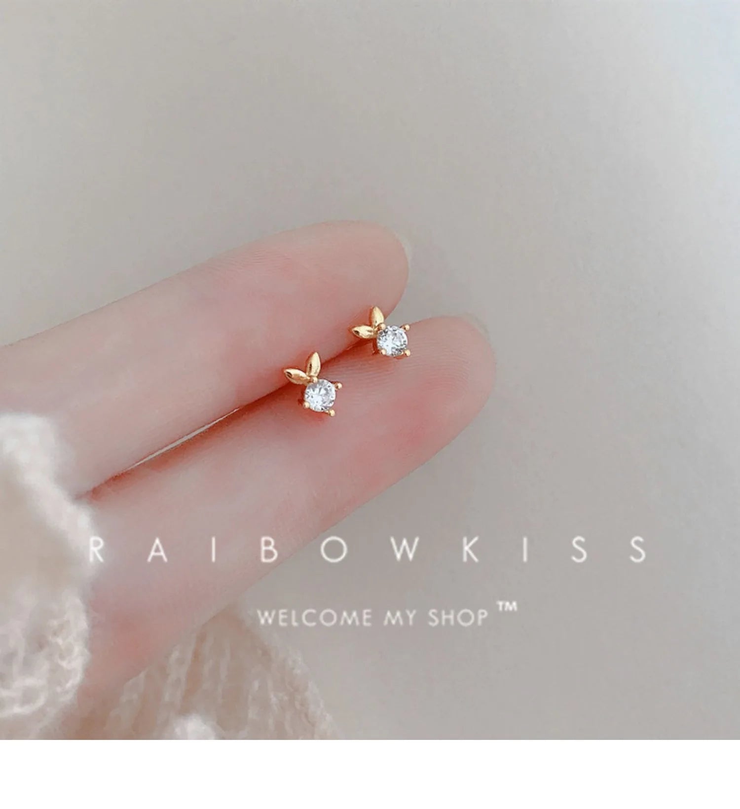 Tibetan Silver Mini Crystal Butterfly Sweet Stud Earrings for Women Flower Helix Cartilage Tragus Lobe Teen Ear Piercing Jewelry