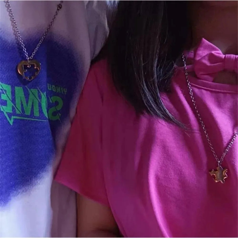 2Pcs/Set Simple Puzzle Heart Matching Pendant Couple Matching Necklace Couple Good Friends Ladies Men Hip Hop Sweater Chain