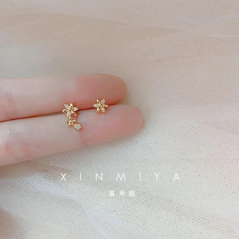 Tibetan Silver Mini Crystal Butterfly Sweet Stud Earrings for Women Flower Helix Cartilage Tragus Lobe Teen Ear Piercing Jewelry